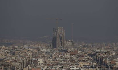 Air pollution in Barcelona in January, before the coronavirus pandemic.