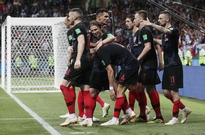El conjunto croata celebra el empate. 