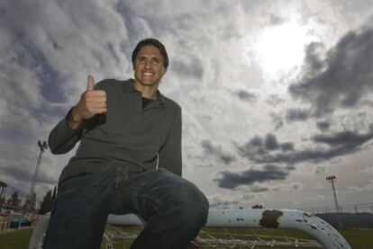 José Edmilson.