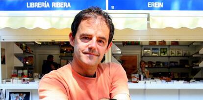 El escritor Jon Arretxe.