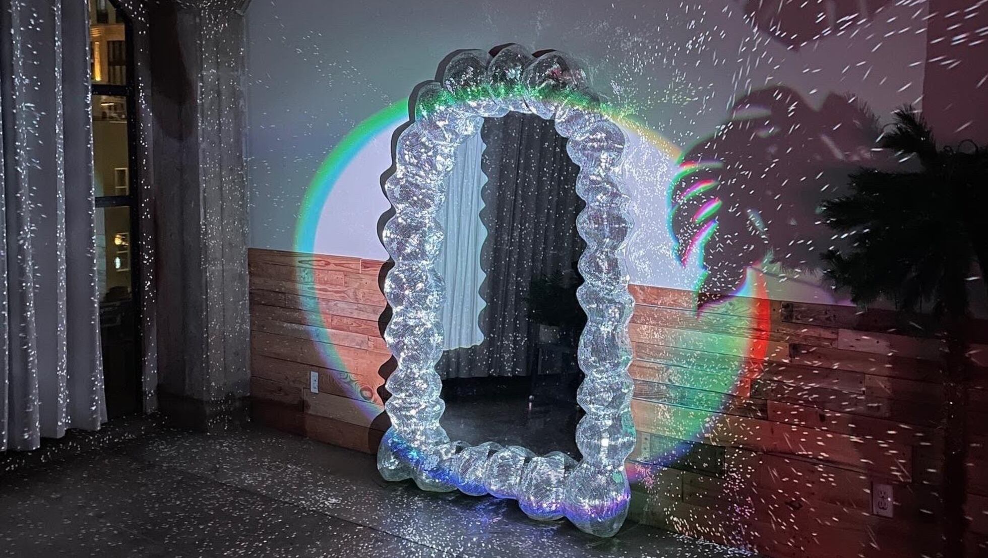 Bola De Discoteca Oversevenls - Forma De Champiñón, 15x18 Cm, Plateada Con 1000 Espejos