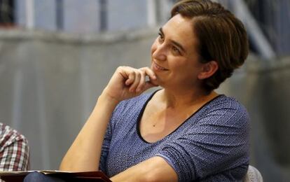 Ada Colau, ayer en un momento de la reunión con los alcaldes.