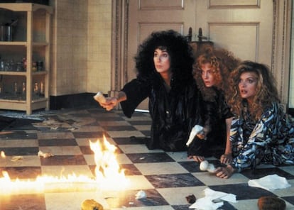 Fotograma de la pel&iacute;cula &#039;Las brujas de Eastwick&#039; (1987).