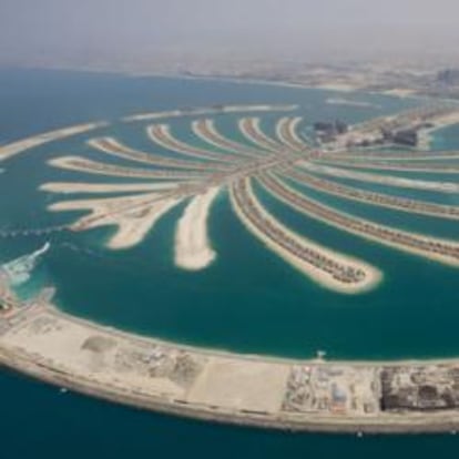 Dubai World ha construído islas artificiales en forma de palmera y de mapamundi