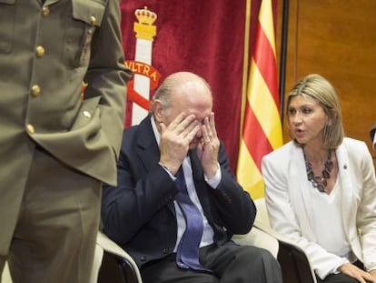 El ministre de l'Interior, Jorge Fernández, amb la delegada del Govern espanyol a Catalunya, Llanos de Luna.