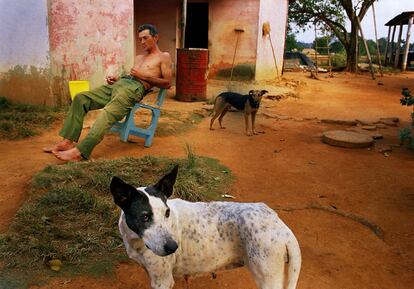 Bazan reúne en el libro 88 imágenes tomadas en el campo cubano durante los últimos cinco años de estancia en el país