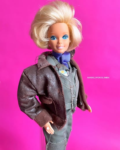 Barbie Lover Colombia (Colombia)
Number of dolls: about 700
Collector type: in box, out of box, rescue/restoration
Items in the collection: Barbie + Ken + Barbie’s sisters (Skipper, Stace, Kelly and Krissy)
Focus of the collection: Superstar era (late 1970s, early 1990s)
First Barbie in the collection: Dance Magic Barbie, produced in Colombia by Dibon, 1990 edition