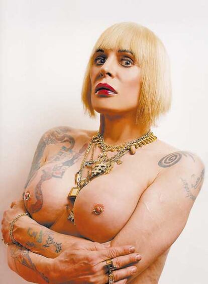 Imagen promocional de Génesis P. Orridge.