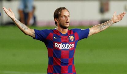 Rakitic, durant el partit contra l'Osasuna.