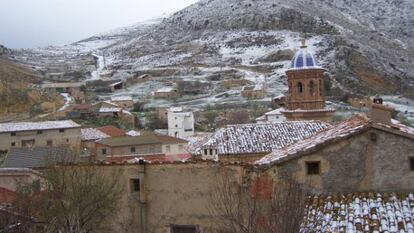 Vista de la localidad turolense de Bueña, con 52 habitantes censados, pero con solo 30 vecinos en invierno.