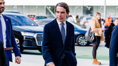 El expresidente del Gobierno José María Aznar llegaba, a principios de febrero, a la Universidad Francisco de Vitoria, en Pozuelo de Alarcón (Madrid).