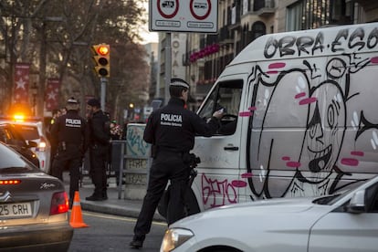 Control de acceso a La Rambla.