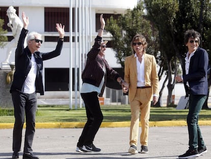 The Rolling Stones junto al estadio Nacional Santiago de Chile (Chile).