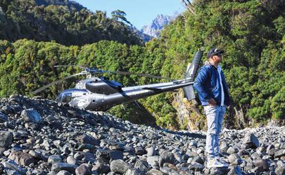 El piloto en la isla Sur de Nueva Zelanda. "Uno de los lugares más impresionantes de la Tierra", según él, donde llegó en helicóptero.