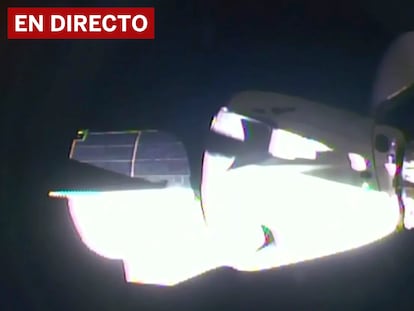 La llegada del Crew Dragon a la Estación Espacial Internacional.