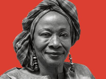 A escritora Aminata Traoré.