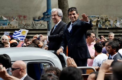 Tabar&eacute; V&aacute;zquez y su hasta hoy vicepresidente, Ra&uacute;l Sendic, hace dos a&ntilde;os en su toma de posesi&oacute;n.