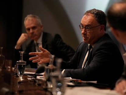 El gobernador del Banco de Inglaterra, Andrew Bailey, durante la rueda de prensa posterior al informe de política monetaria de la entidad.