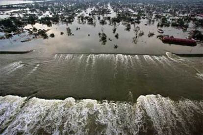 Imagen de la periferia de Nueva Orleans tras el paso del huracán Katrina.