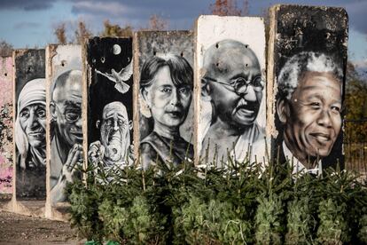 Una parte del muro de Berlín en un patio en Teltow (Alemania).