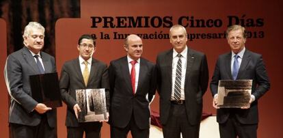 Luis de Guindos, ministro de Economía y Competitividad, en la entrega de los galardonados Cinco Días a la innovación