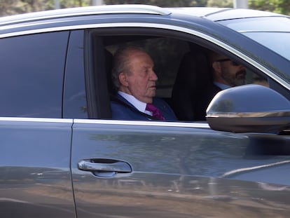 El rey emérito, a su llegada a La Zarzuela para encontrarse con su hijo, Felipe VI, el 23 de mayo.