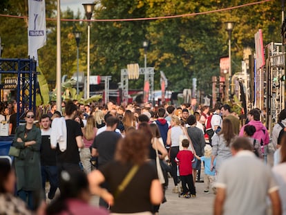 Asistentes al evento 'The Champions Burger' celebrado en Pamplona.