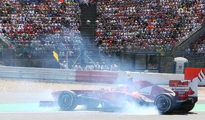 Massa hace un trompo durante la carrera.