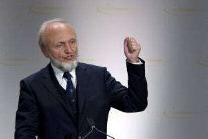 "Estos rescates son extraordinariamente peligrosos", aseguró en su intervención Hans-Werner Sinn, presidente del instituto económico Ifo y conocido guardián de la ortodoxia monetaria. EFE/Archivo