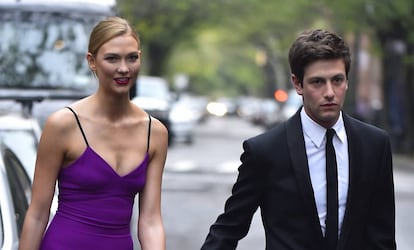 Karlie Kloss y Joshua Kushner en abril de 2016 en Nueva York.