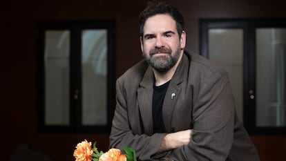Jorge Usón, actor y músico, en el Teatro Nuevo Alcalá.