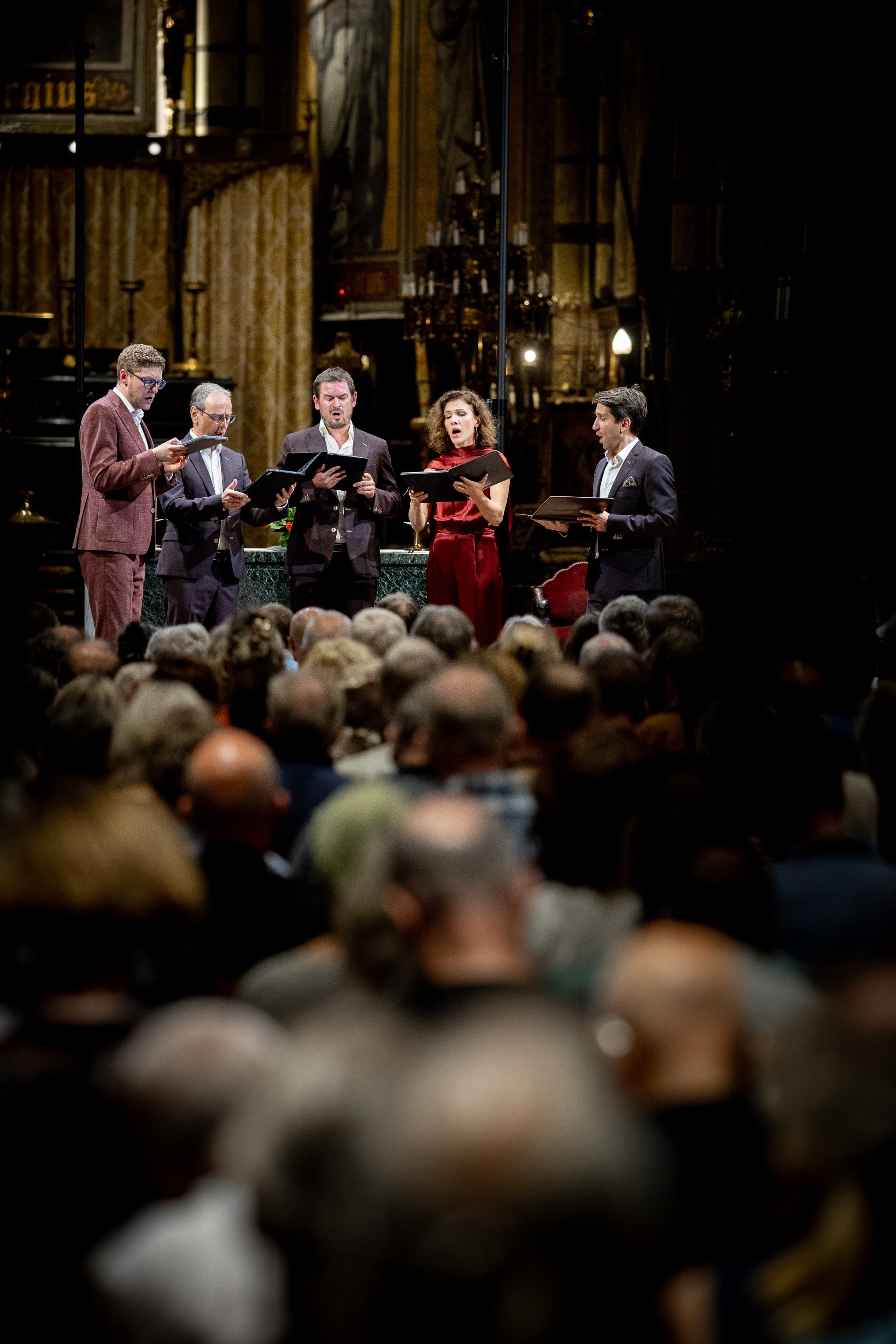 Los cinco integrantes del Utopia Ensemble durante su concierto del jueves por la noche en la Sint-Joriskerk de Amberes.