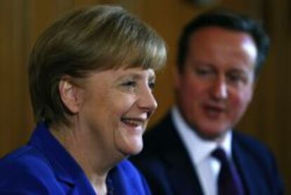 La canciller alemana, Angela Merkel, y el primer ministro británico, David Cameron.