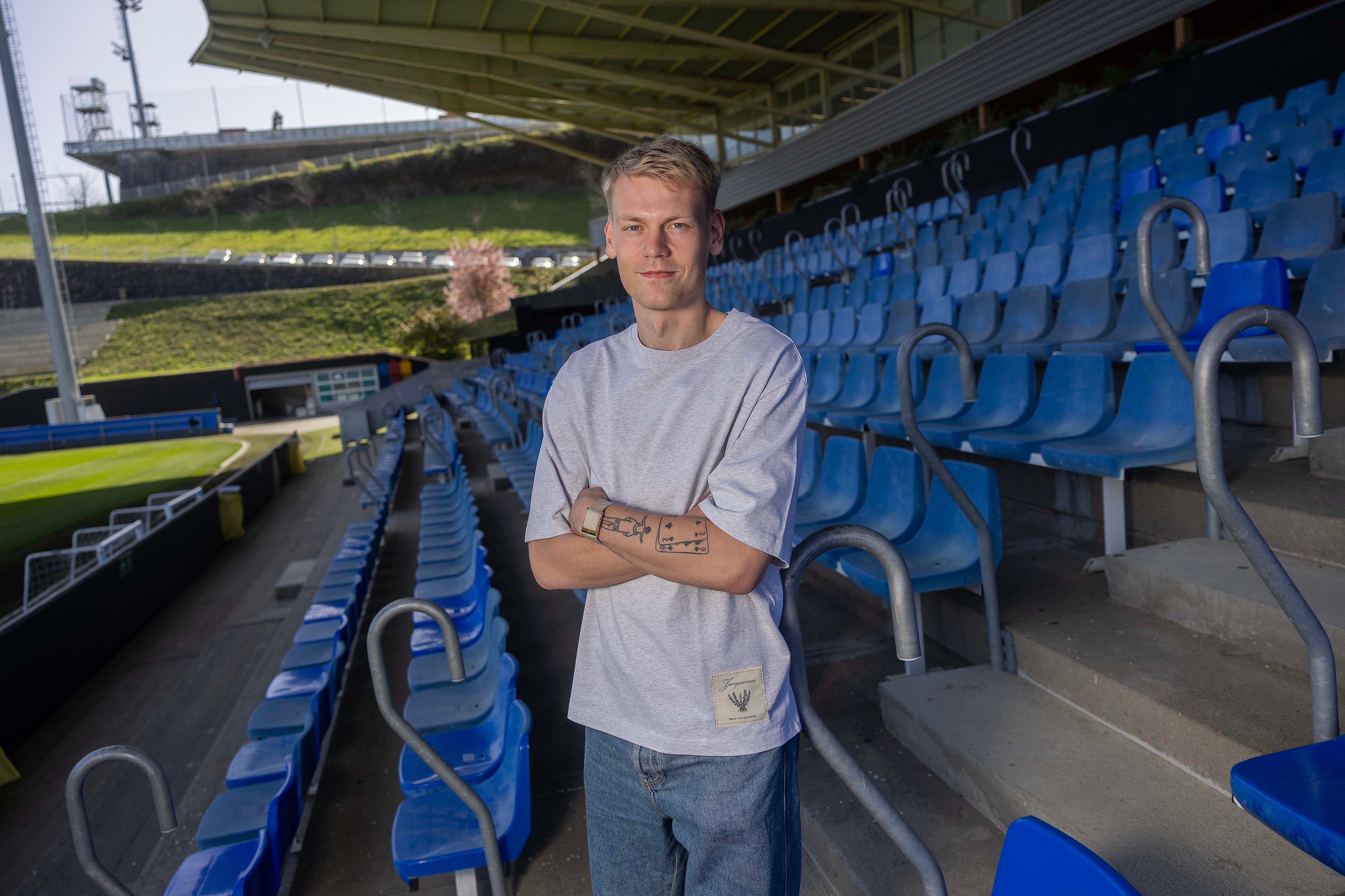 Orri Oskarsson, jugador de la Real Sociedad, en las instalaciones de Zubieta.