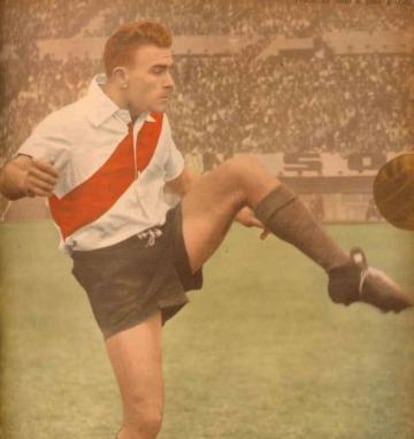 Di Stéfano con la camiseta de River Plata, hacia finales de los años 40.