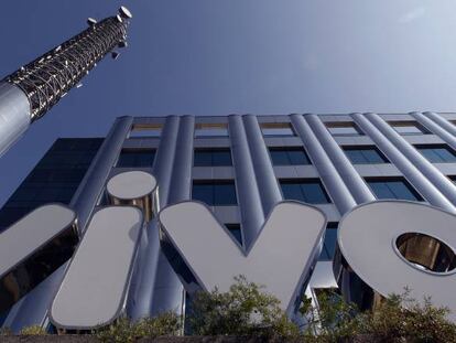 BBVA tira de Telefónica con una fuerte recomendación de su filial brasileña