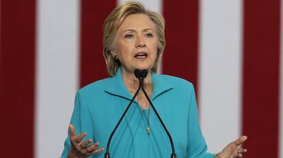 Hillary Clinton durante un discurso de campa&ntilde;a el 25 de agosto.