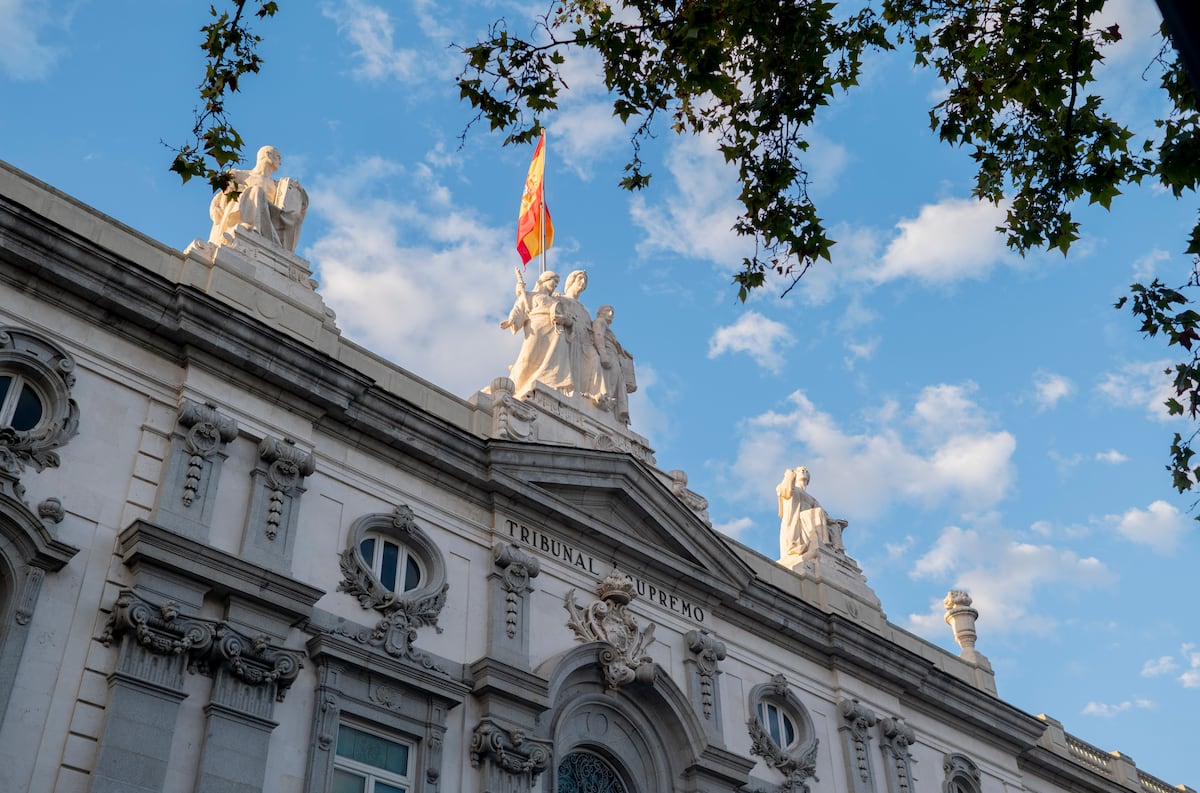 El Supremo absuelve a una mujer a la que su marido enchufó como profesora sin estar capacitada