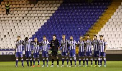 Los jugadores del Dépor durante el partido ante el Málaga de Copa