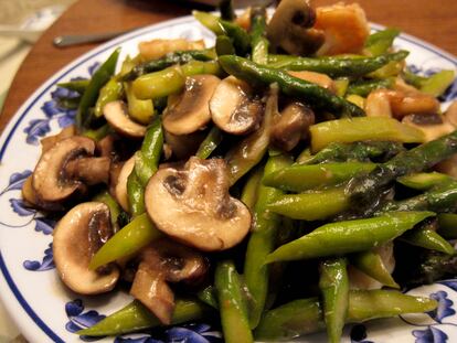 Un revuelto de verduras preparado en casa.