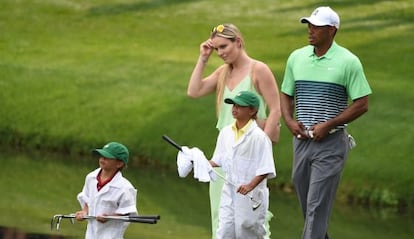 Tiger Woods y sus hijos, con Lindsey Vonn.
