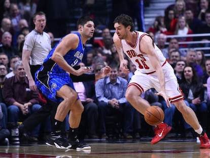 Pau Gasol, de los Bulls, en un lance del encuentro frente a Magic