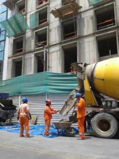 Obra de construcci&oacute;n el el distrito de San Isidro, Lima