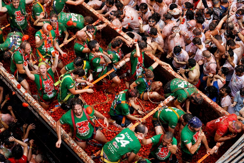 La fiesta de la Tomatina de Buñol 2024, en imágenes | Fotos | Noticias ...