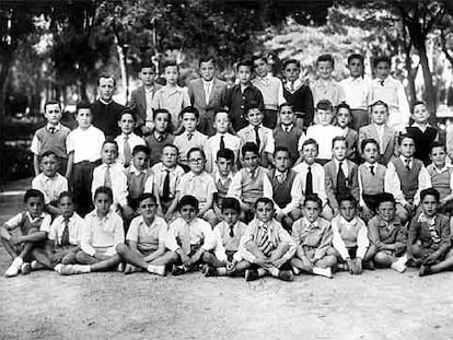 Los compañeros de José Luis Cuerda en las Escuelas Pías de Albacete.