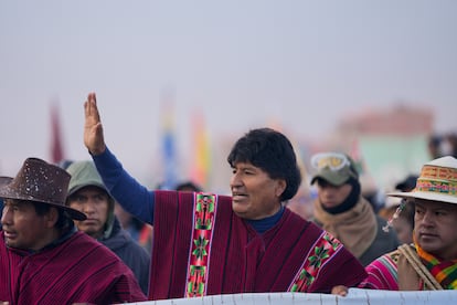 El expresidente Evo Morales marcha con simpatizantes en El Alto (Bolivia), en septiembre de 2024.