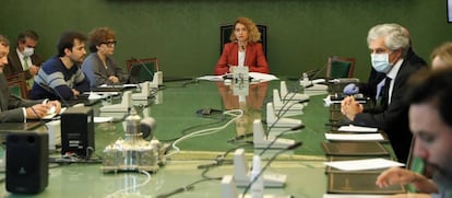 La presidenta del Congreso, Meritxell Batet, presidiendo una reunión de la Junta de Portavoces.