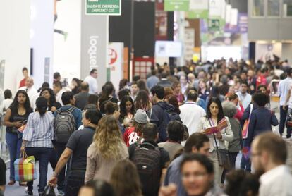 Vista general de la Feria internacional del Libro se Guadalajara.