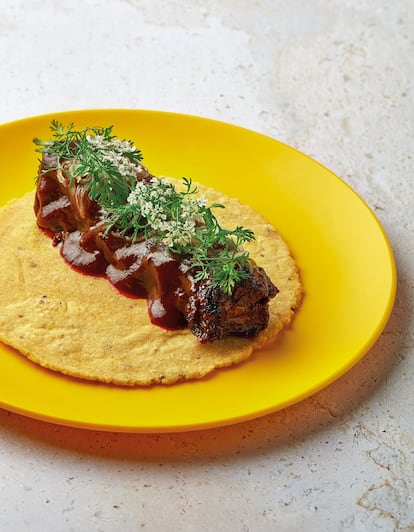 Receta taco de costilla de la abuela Flor por Paco Mndez