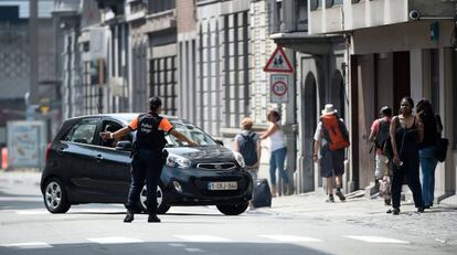 Dois policiais e um transeunte mortos num tiroteio em Liège, na Bélgica